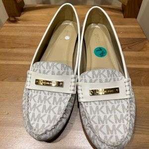 Michael kors slip on loafers